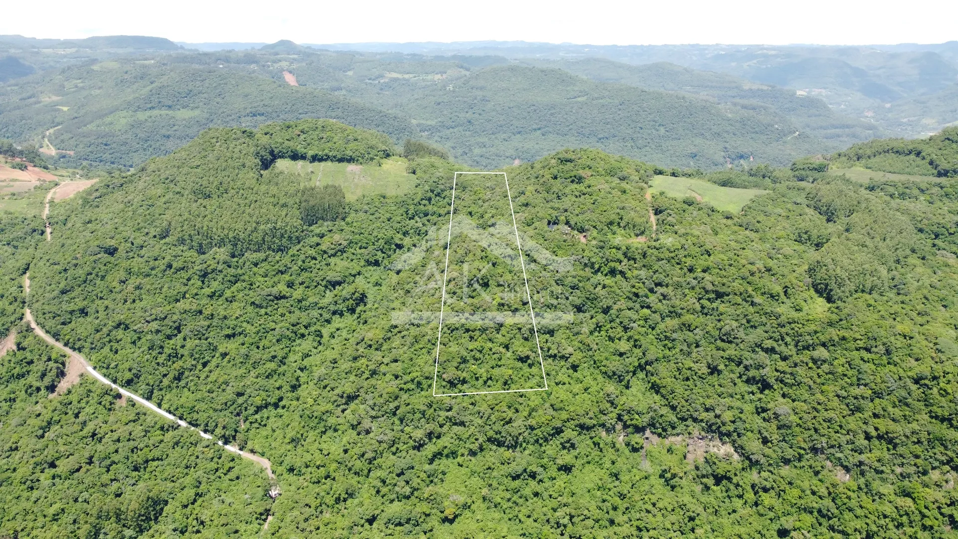 Área de terra com potencial de vista à venda em Picada Café na Serra Gaúcha