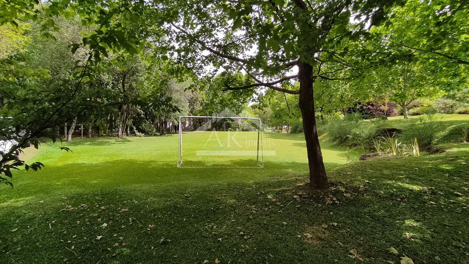 Sítio de cinema, com açudes e vista, à venda em Morro Reuter-RS