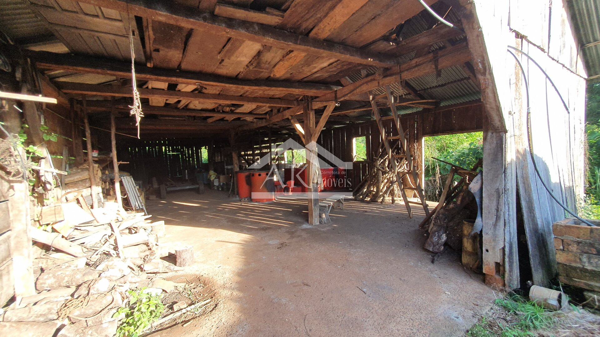 Sítio com açude à venda em Morro Reuter - RS