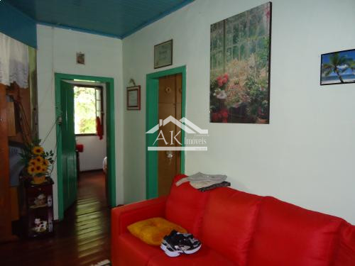 Sítio com açude à venda em Morro Reuter - RS