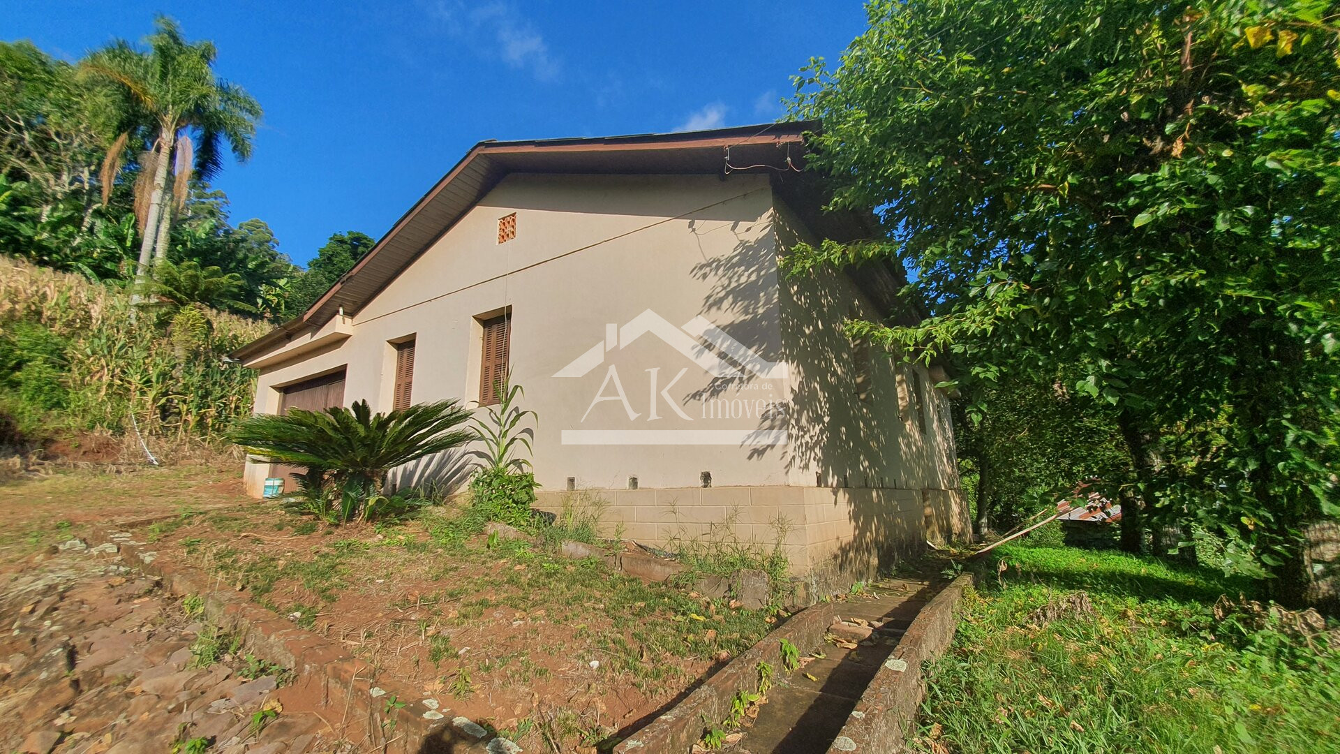 Sítio com açude à venda em Morro Reuter - RS