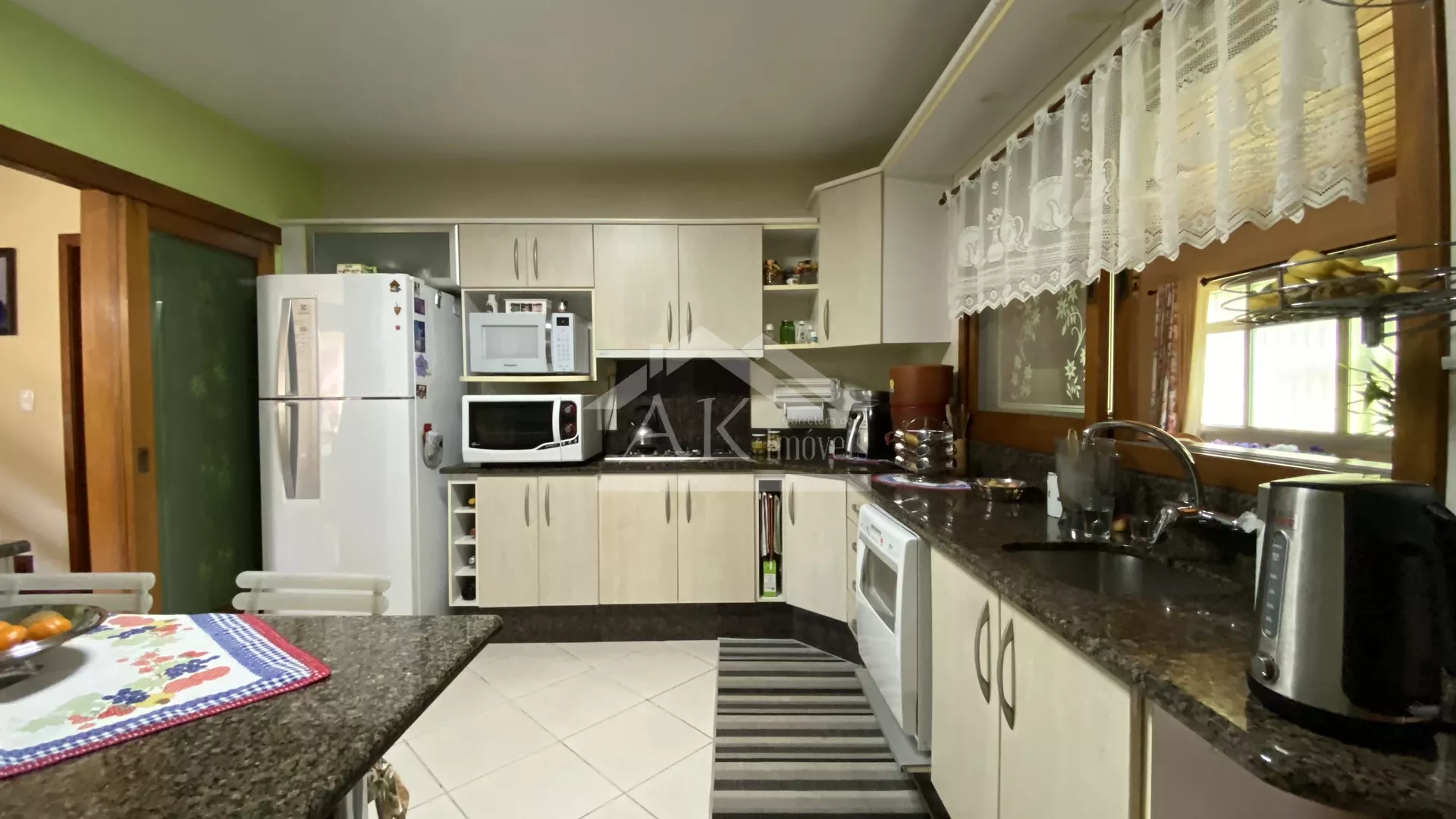 Casa fabulosa com 05 quartos à venda em Picada Café na Serra Gaúcha