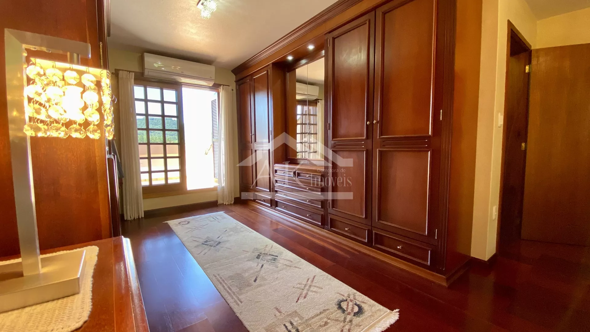 Casa fabulosa com 05 quartos à venda em Picada Café na Serra Gaúcha