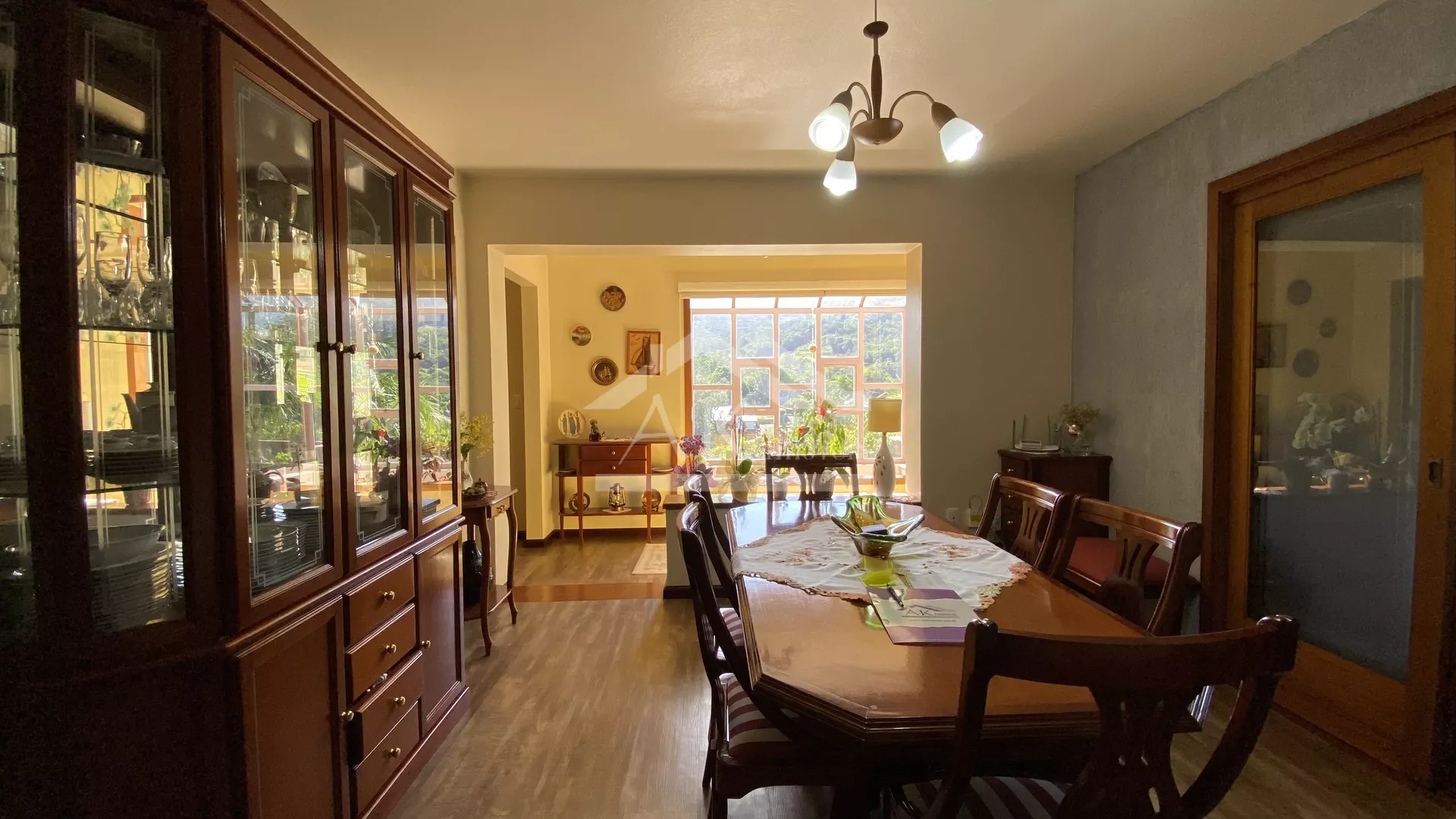Casa fabulosa com 05 quartos à venda em Picada Café na Serra Gaúcha