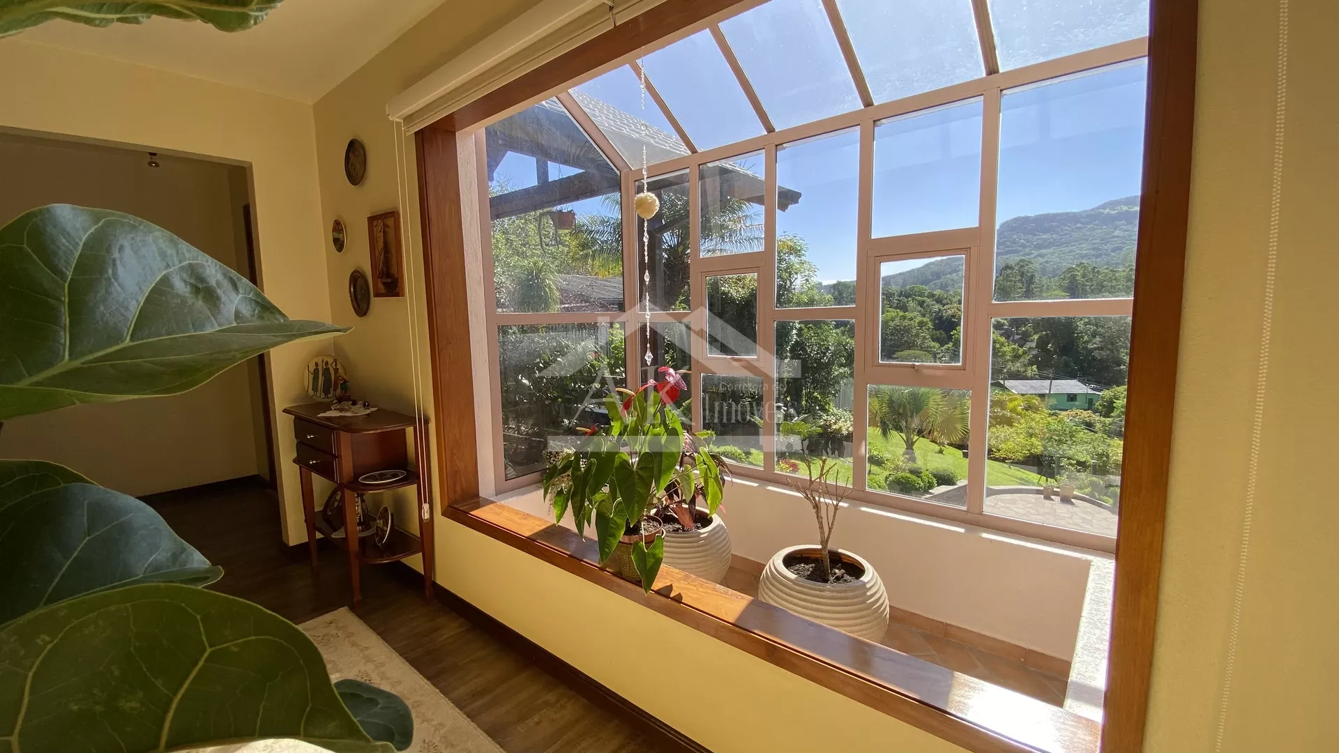 Casa fabulosa com 05 quartos à venda em Picada Café na Serra Gaúcha