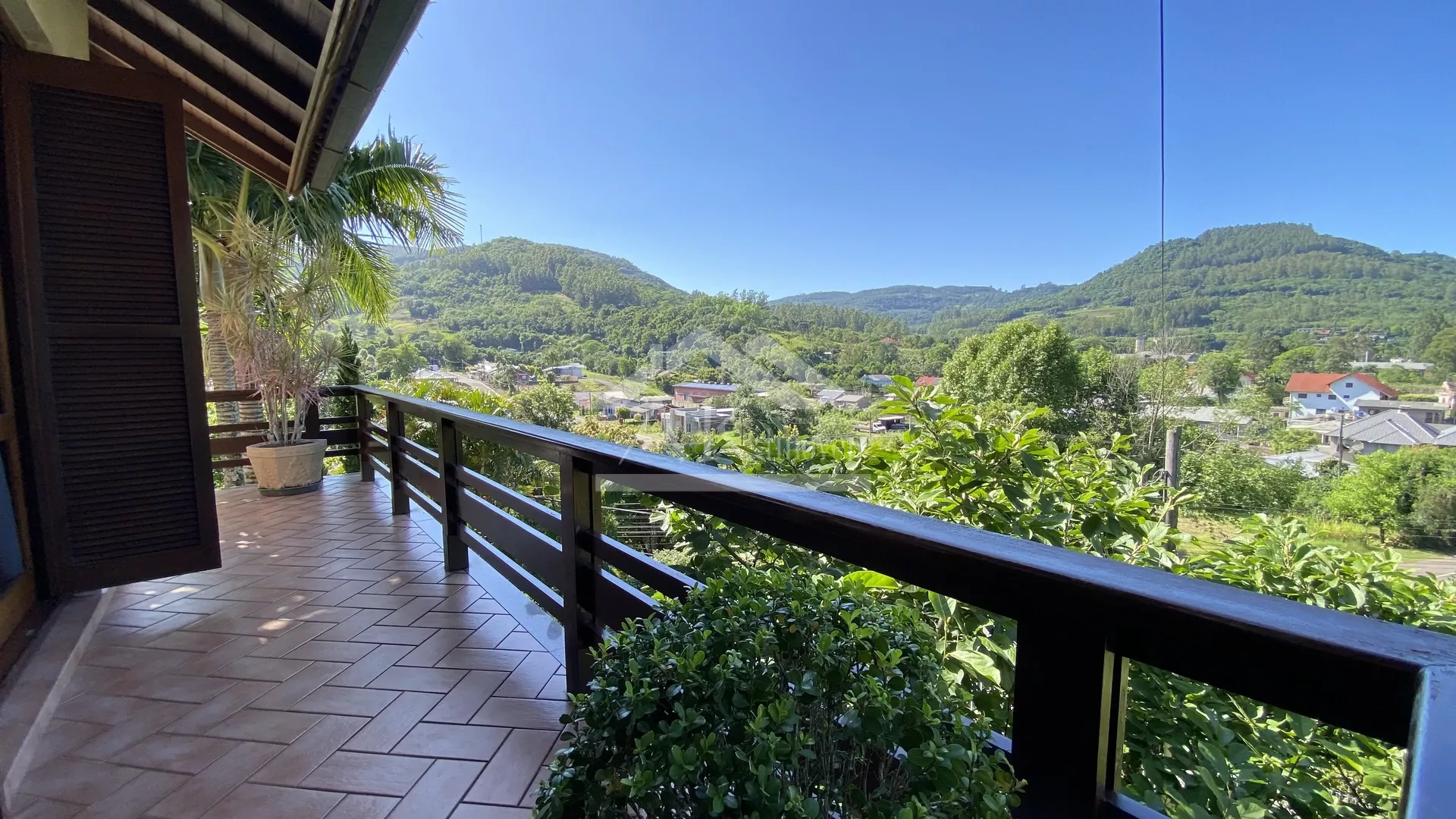 Casa fabulosa com 05 quartos à venda em Picada Café na Serra Gaúcha