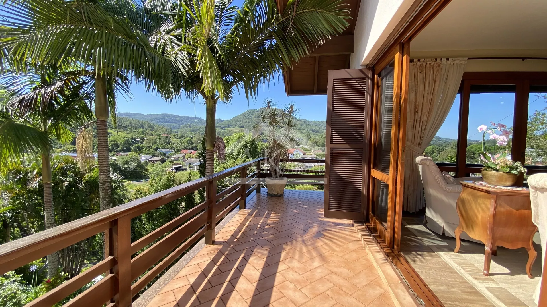 Casa fabulosa com 05 quartos à venda em Picada Café na Serra Gaúcha