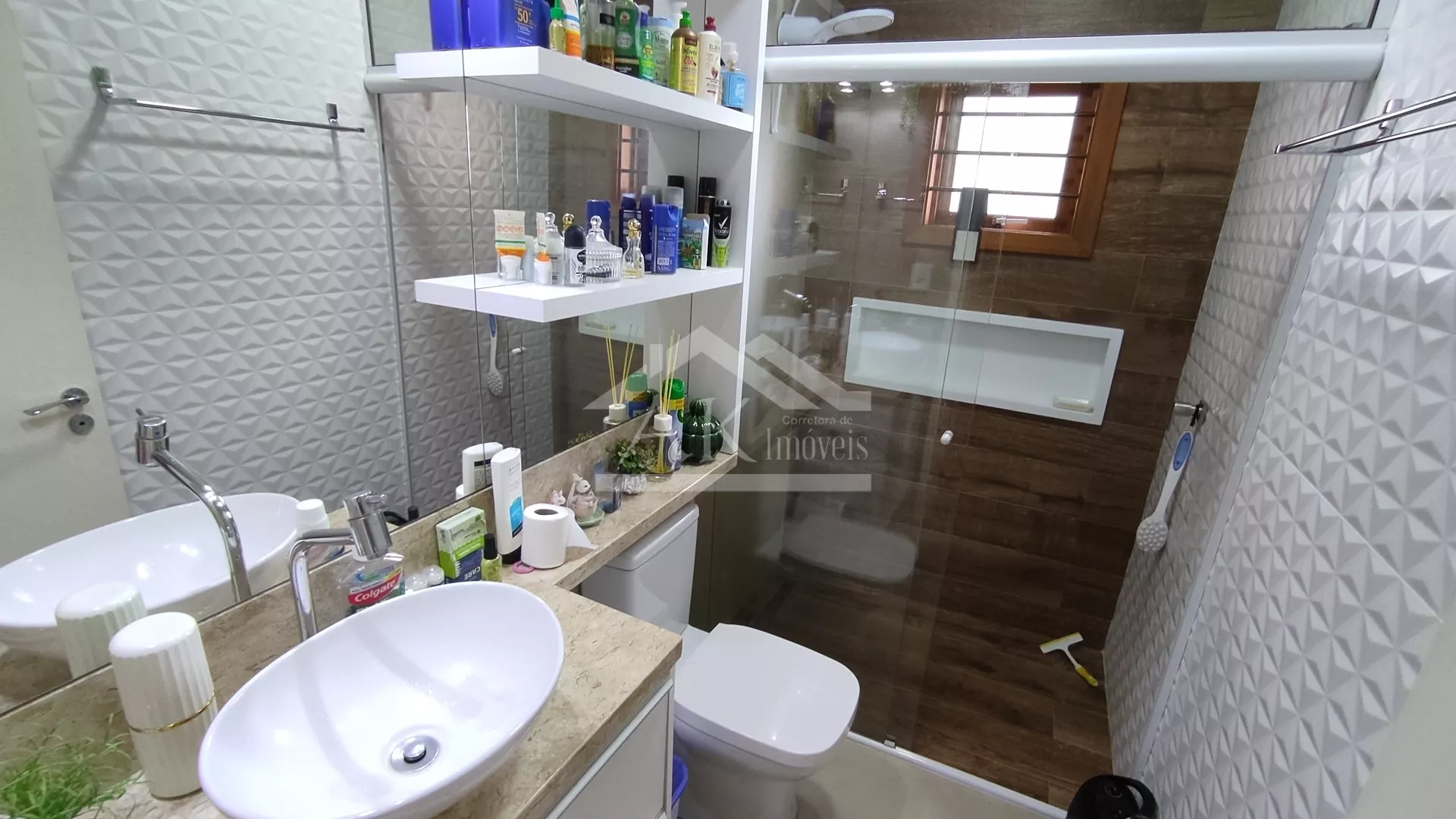Casa com dois quartos e com uma bela vista à venda em Picada Café na Serra Gaúcha
