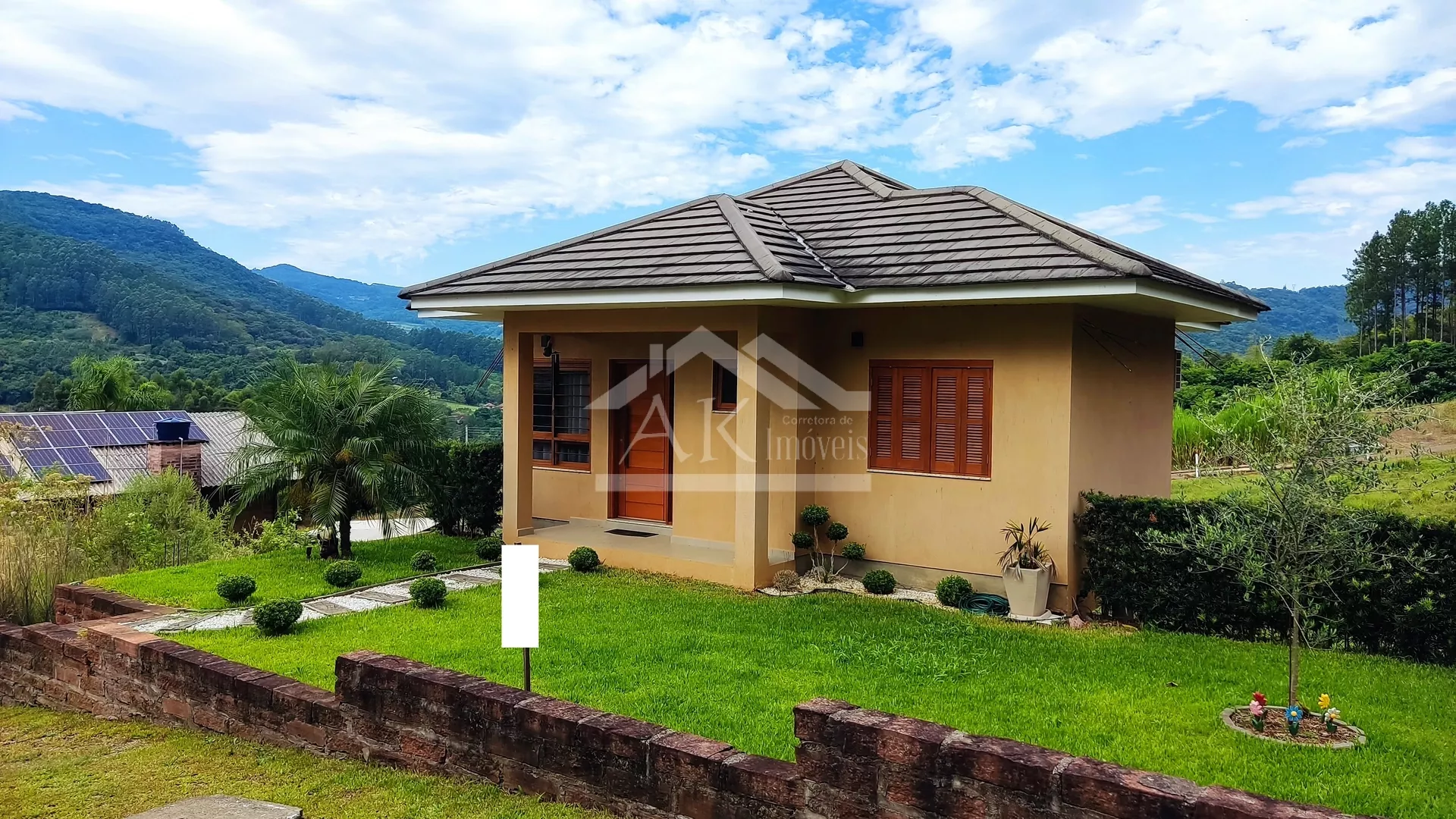 Casa com dois quartos e com uma bela vista à venda em Picada Café na Serra Gaúcha