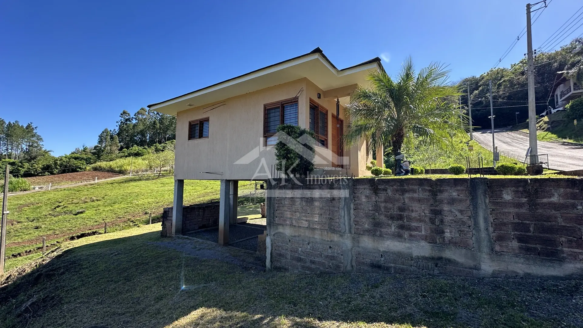 Casa com dois quartos e com uma bela vista à venda em Picada Café na Serra Gaúcha