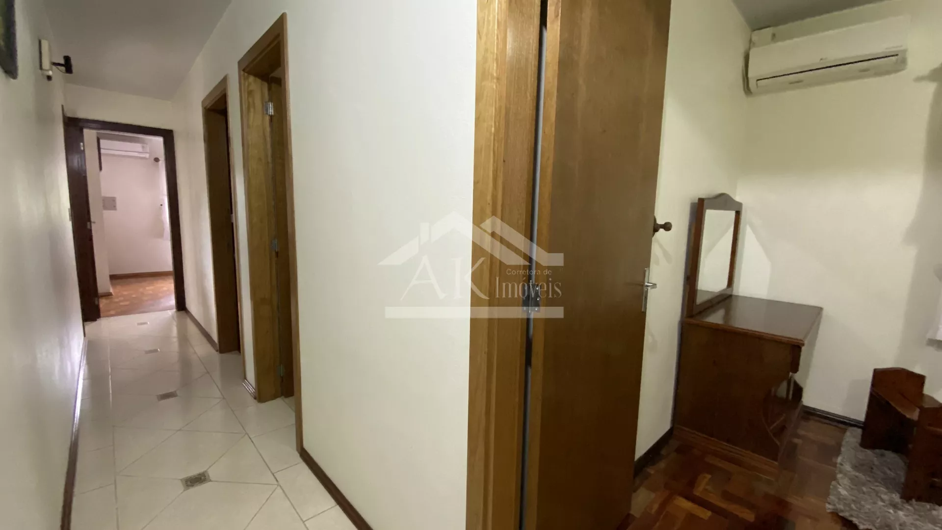 Imagens do imóveis Belíssima casa plana à venda em Picada Café na Serra Gaúcha