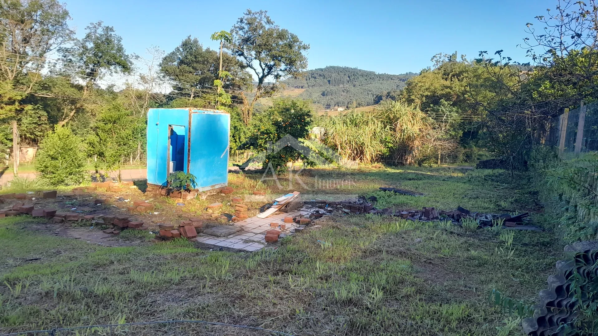 Terreno de esquina à venda na cidade de Picada Café na Serra Gaúcha