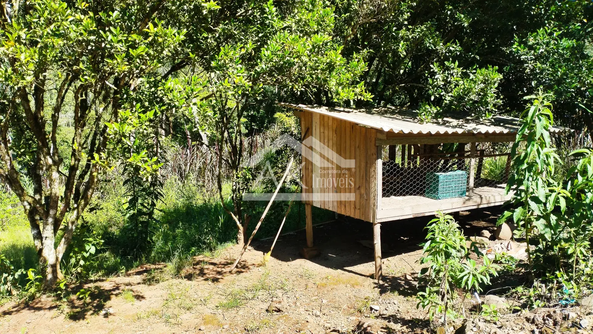 Sítio com riacho à venda em Picada Café na Serra Gaúcha