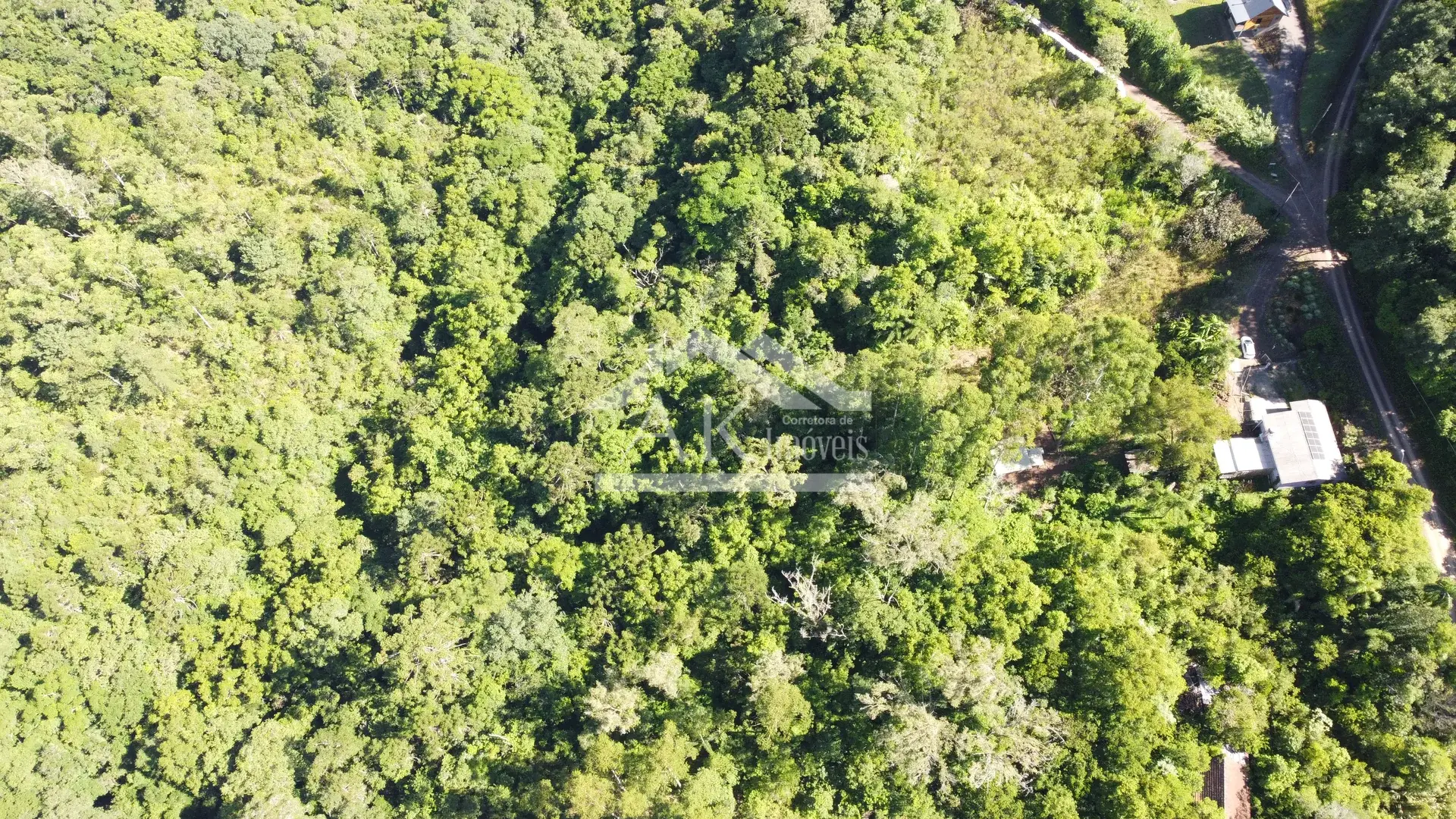 Sítio com riacho à venda em Picada Café na Serra Gaúcha