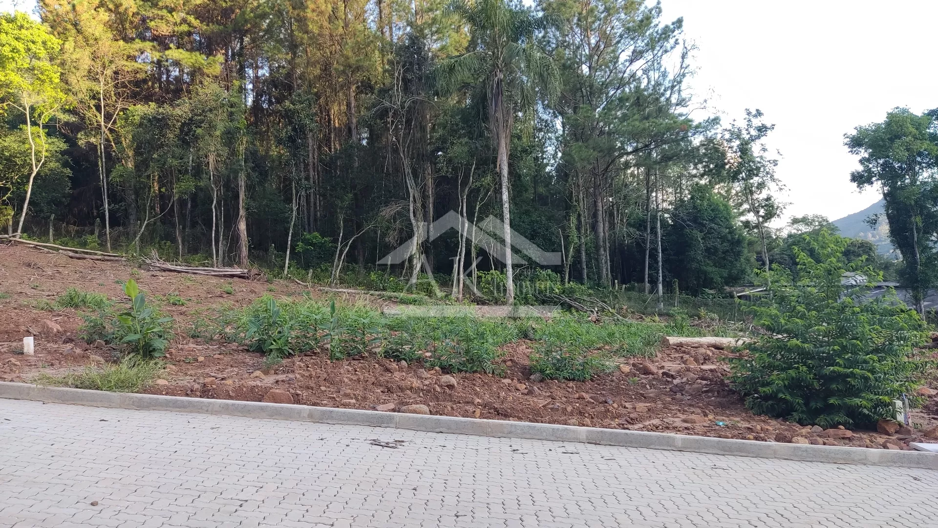 Lindo terreno à venda em loteamento residencial em Picada Café na Serra Gaúcha