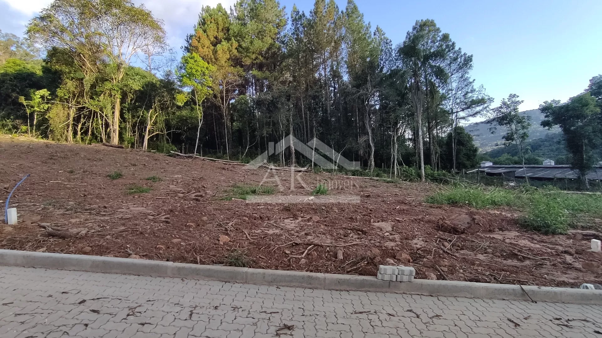 Lindo terreno à venda em loteamento residencial em Picada Café na Serra Gaúcha