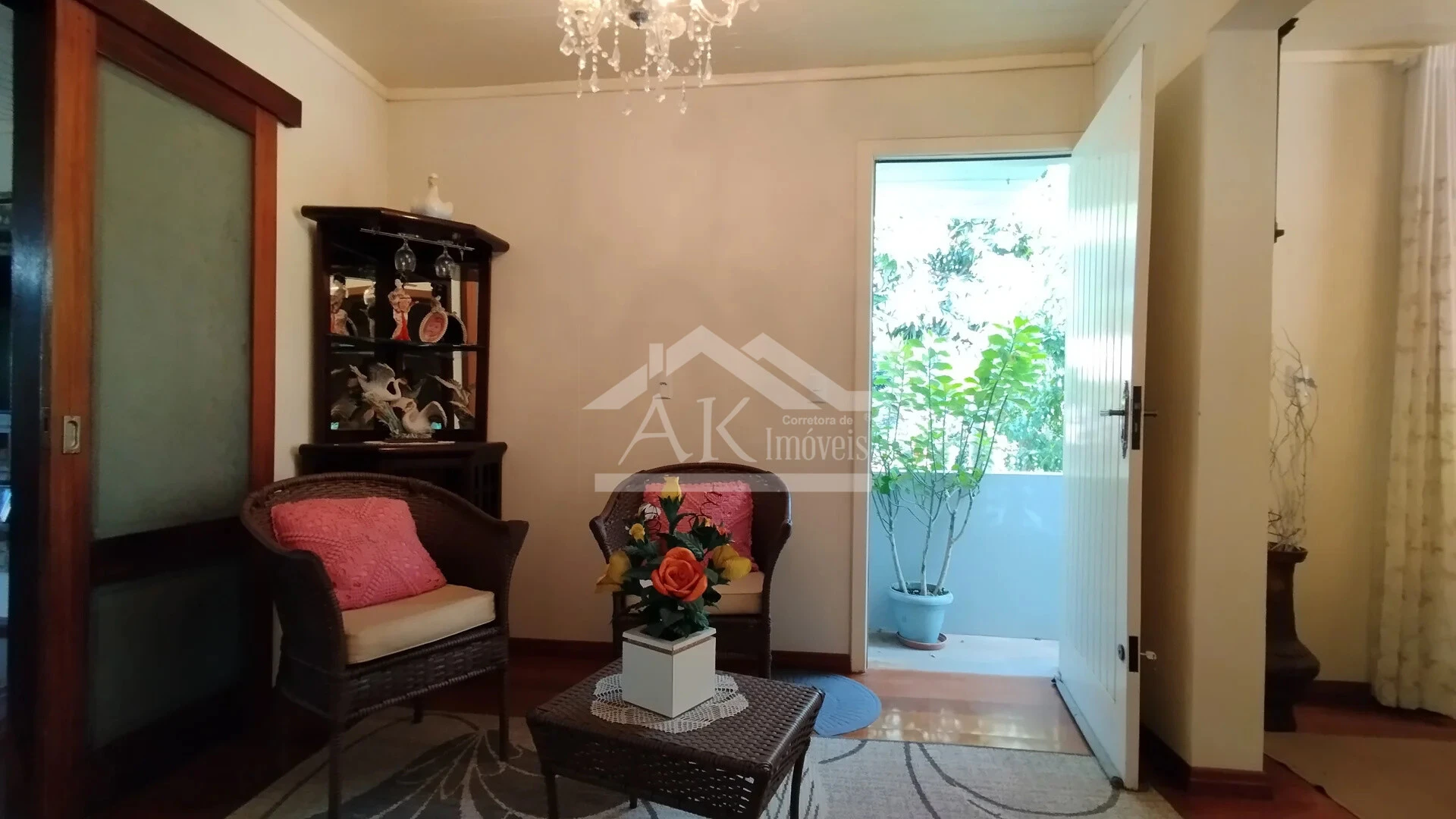 Imagens do imóveis Casa arborizada com vista panorâmica à venda em Dois Irmãos, RS