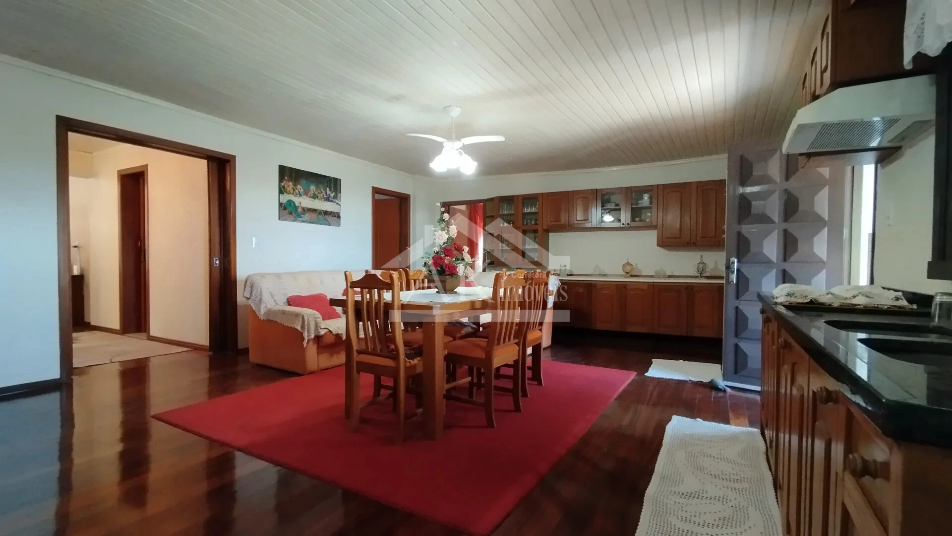 Imagens do imóveis Casa arborizada com vista panorâmica à venda em Dois Irmãos, RS