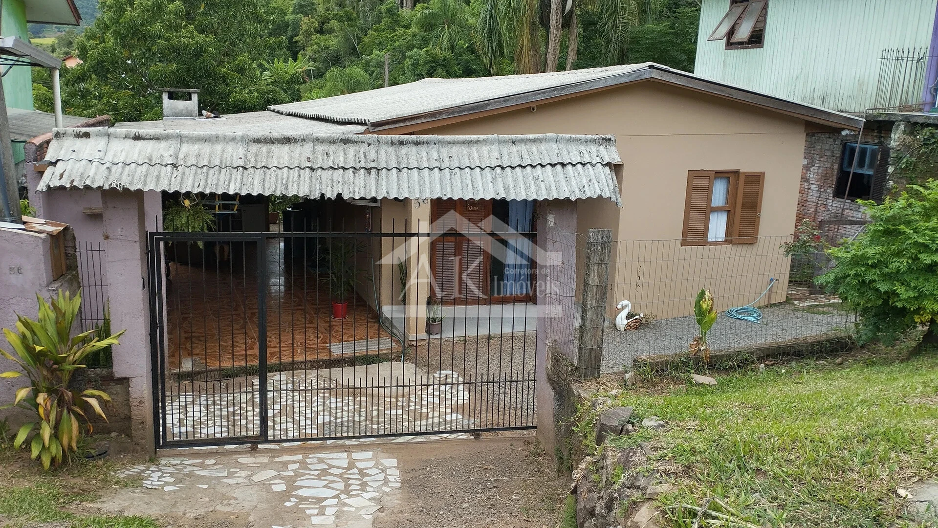Casa à venda no bairro Esperança em Picada Café na Serra Gaúcha