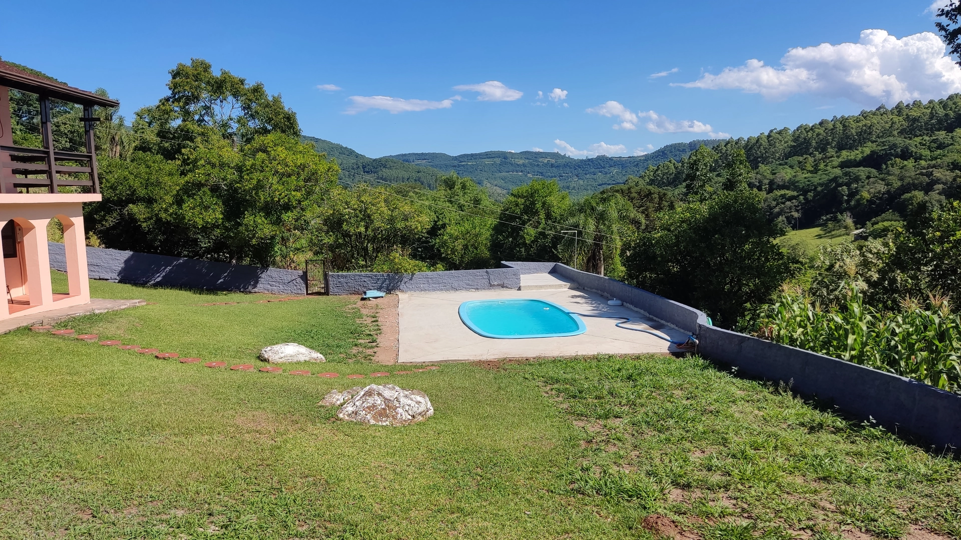 Sítio com piscina à venda em Picada Café na Serra Gaúcha