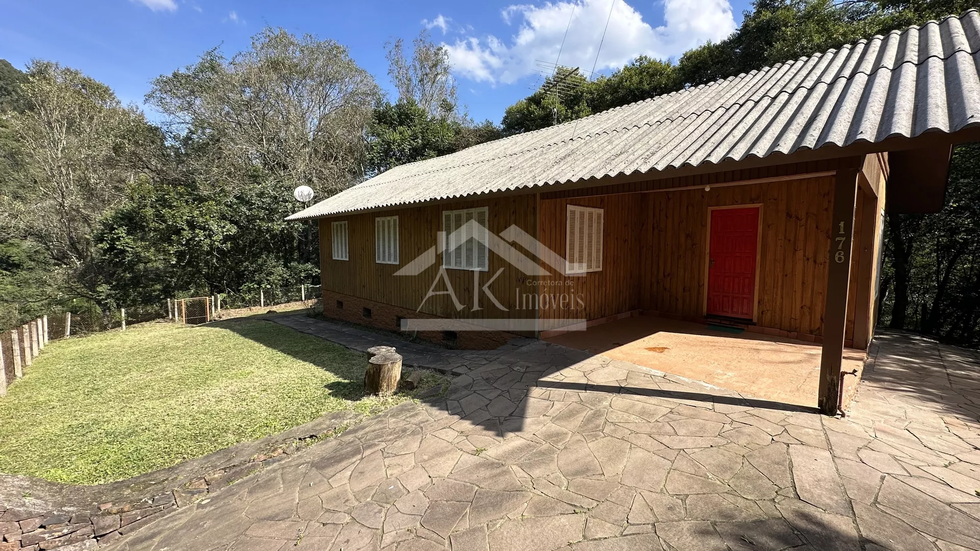 Casa em meio a natureza à venda em Picada Café na Serra Gaúcha