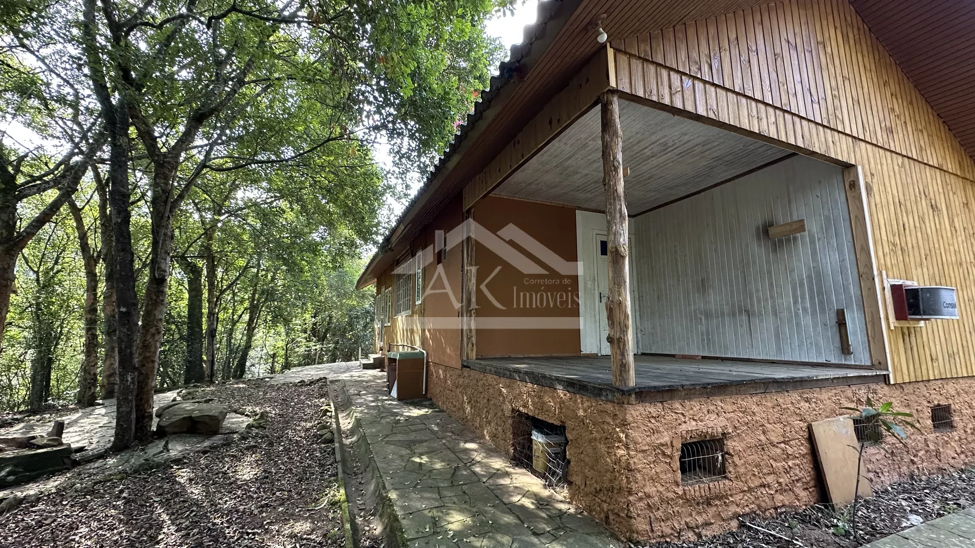 Casa em meio a natureza à venda em Picada Café na Serra Gaúcha