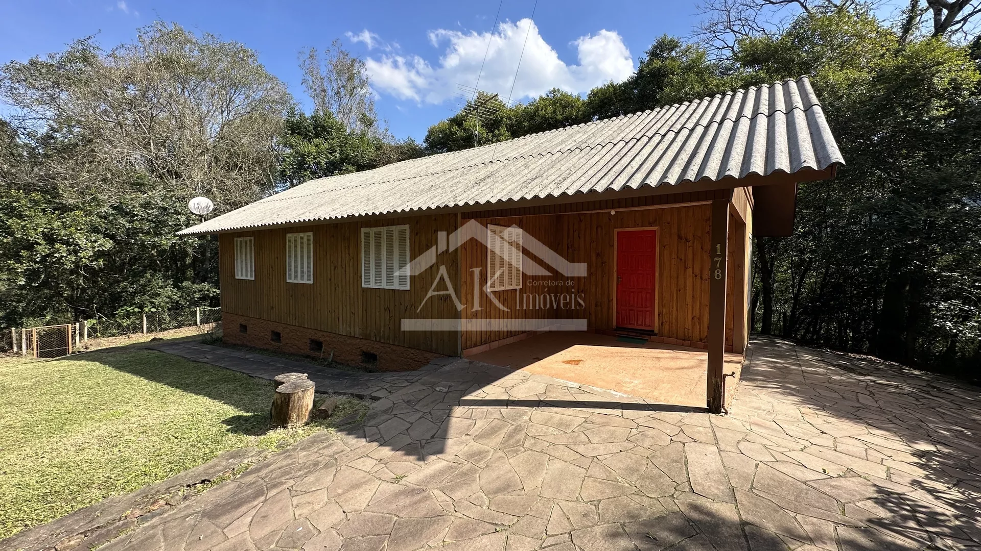 Casa em meio a natureza à venda em Picada Café na Serra Gaúcha