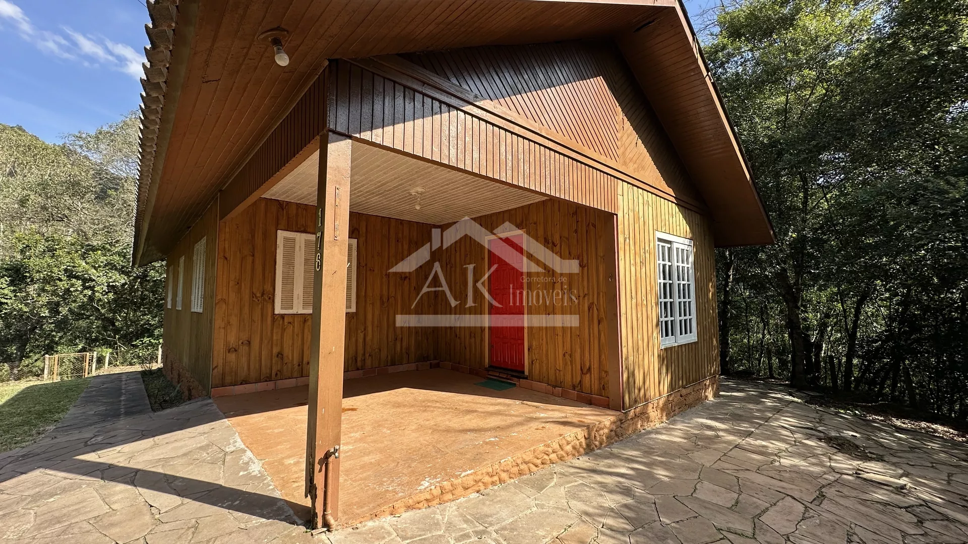 Casa em meio a natureza à venda em Picada Café na Serra Gaúcha