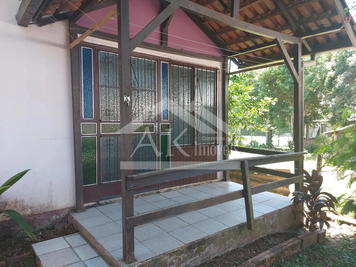 Duas casas à venda no Centro da cidade de Picada Café na Serra Gaúcha