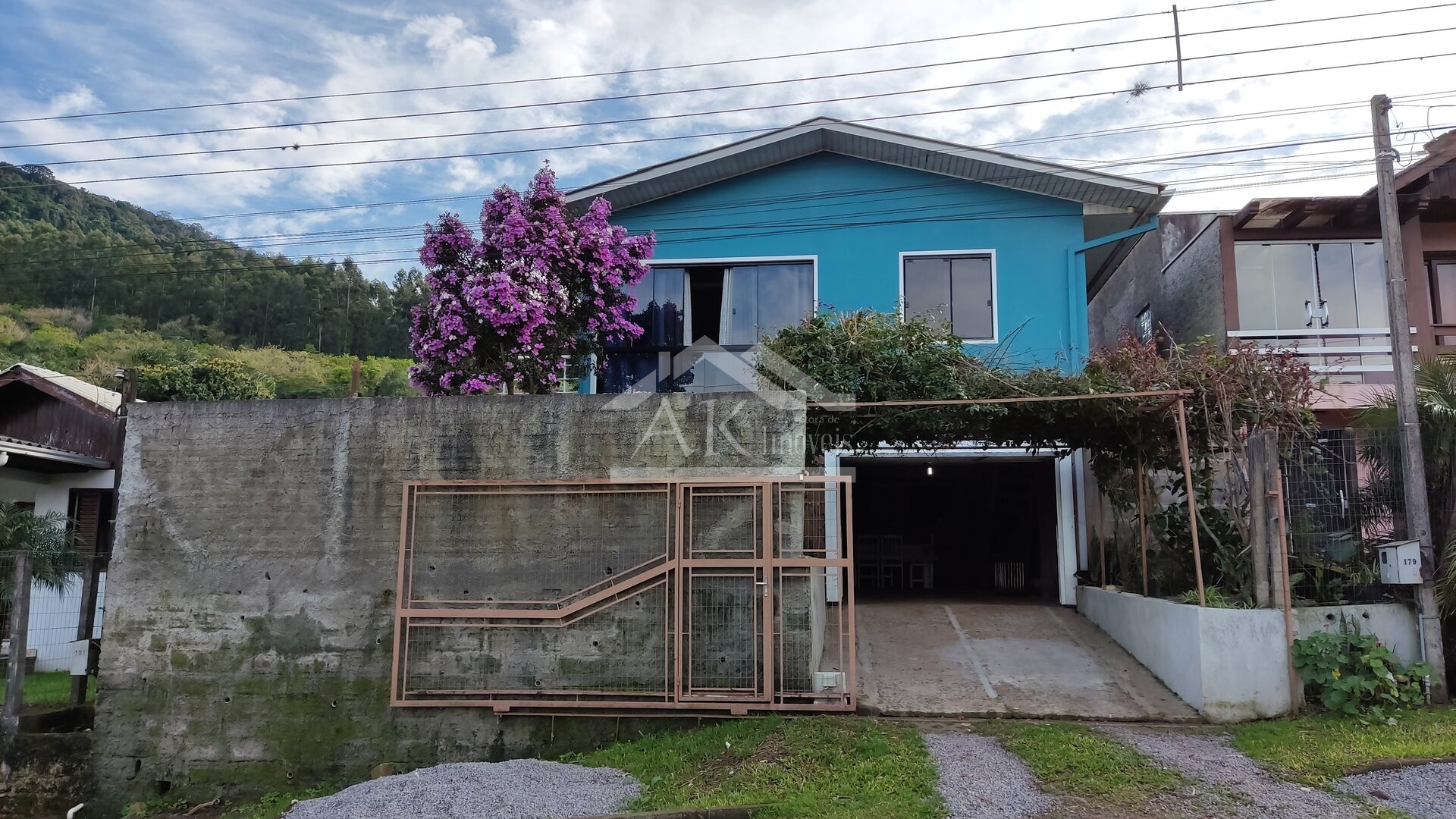 Casa com 2 quartos e closet à venda em Picada Café na Serra Gaúcha