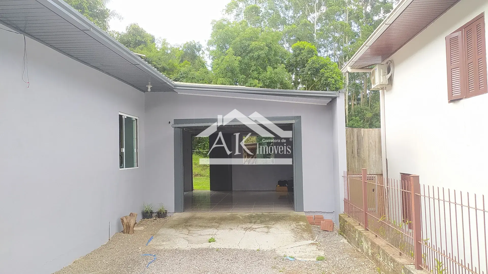 Casa térrea com três quartos à venda em Picada Café, na Serra Gaúcha
