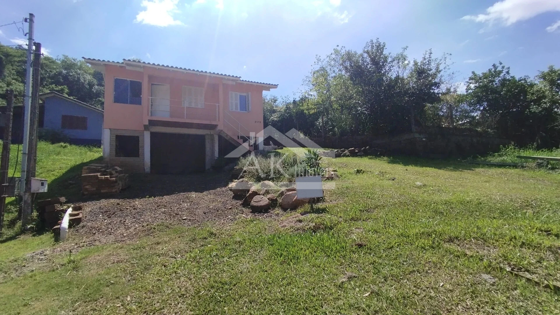 Casa com amplo terreno à venda no bairro Esperança em Picada Café na Serra Gaúcha