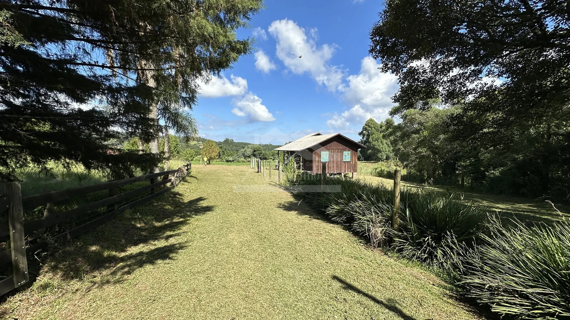 Sítio com estrutura completa à venda em Santa Maria do Herval