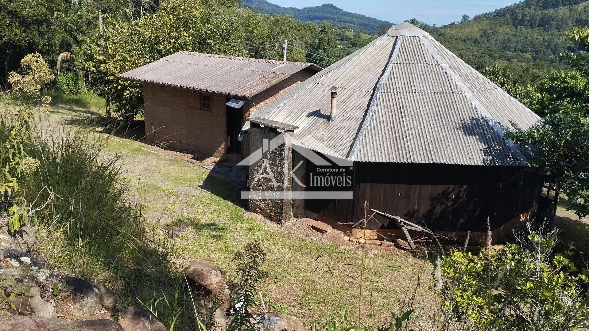 Imagens do imóveis Sítio com açude e vista à venda em Picada Café na Serra Gaúcha