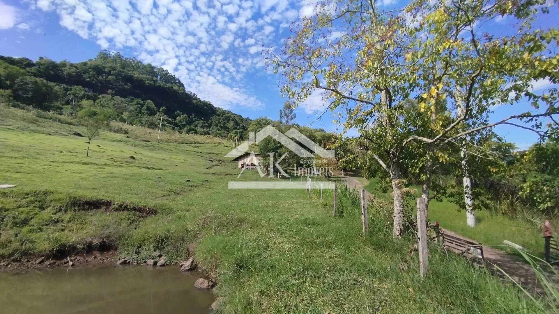 Imagens do imóveis Sítio com açude e vista à venda em Picada Café na Serra Gaúcha