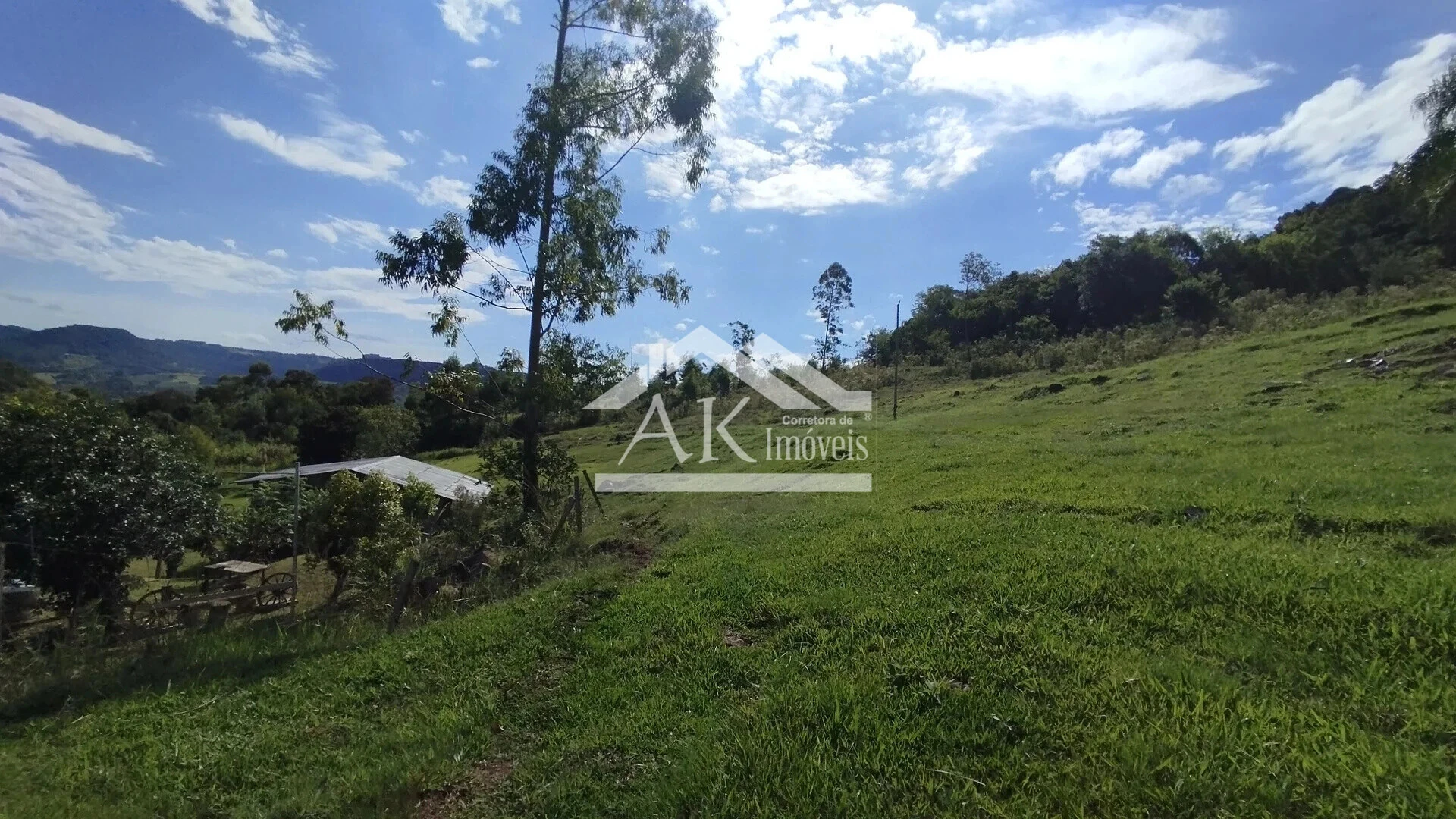 Imagens do imóveis Sítio com açude e vista à venda em Picada Café na Serra Gaúcha