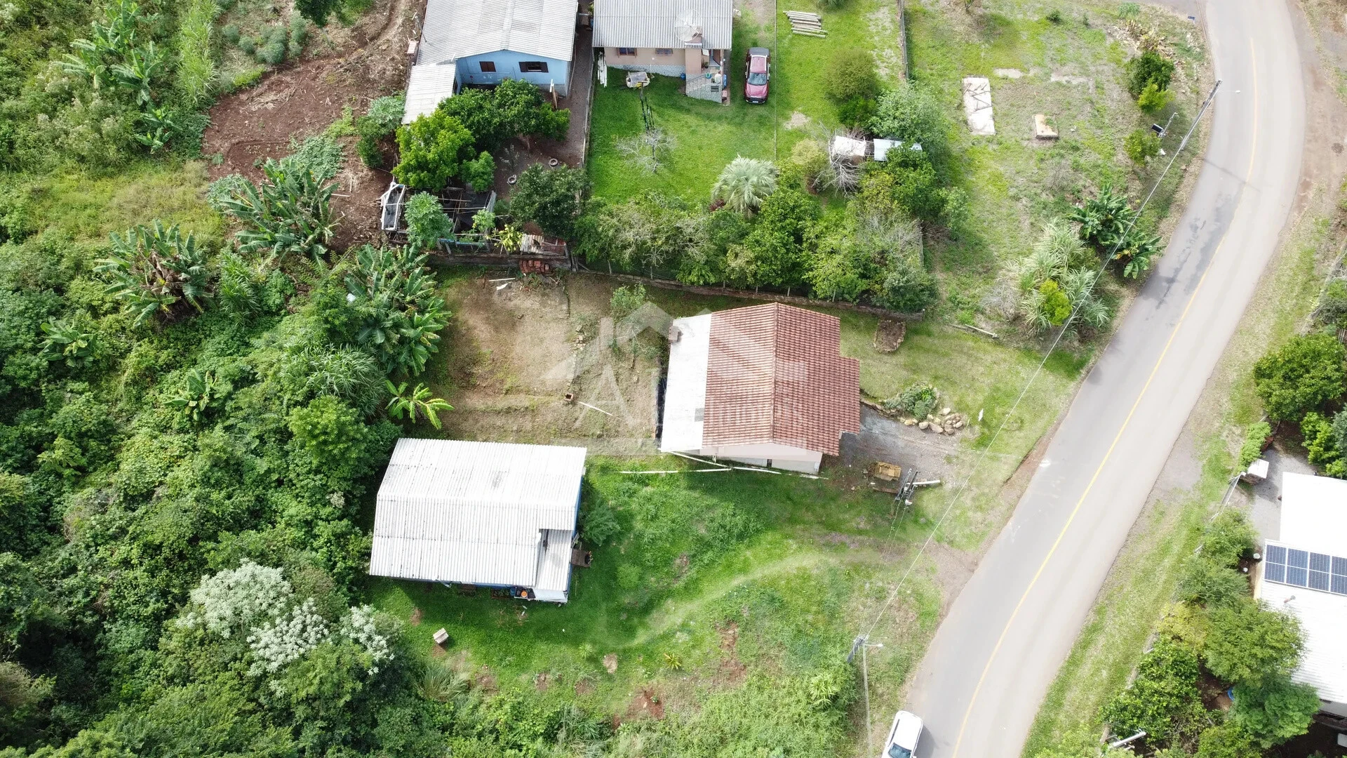 Casa com amplo terreno para locação no bairro Esperança em Picada Café na Serra Gaúcha