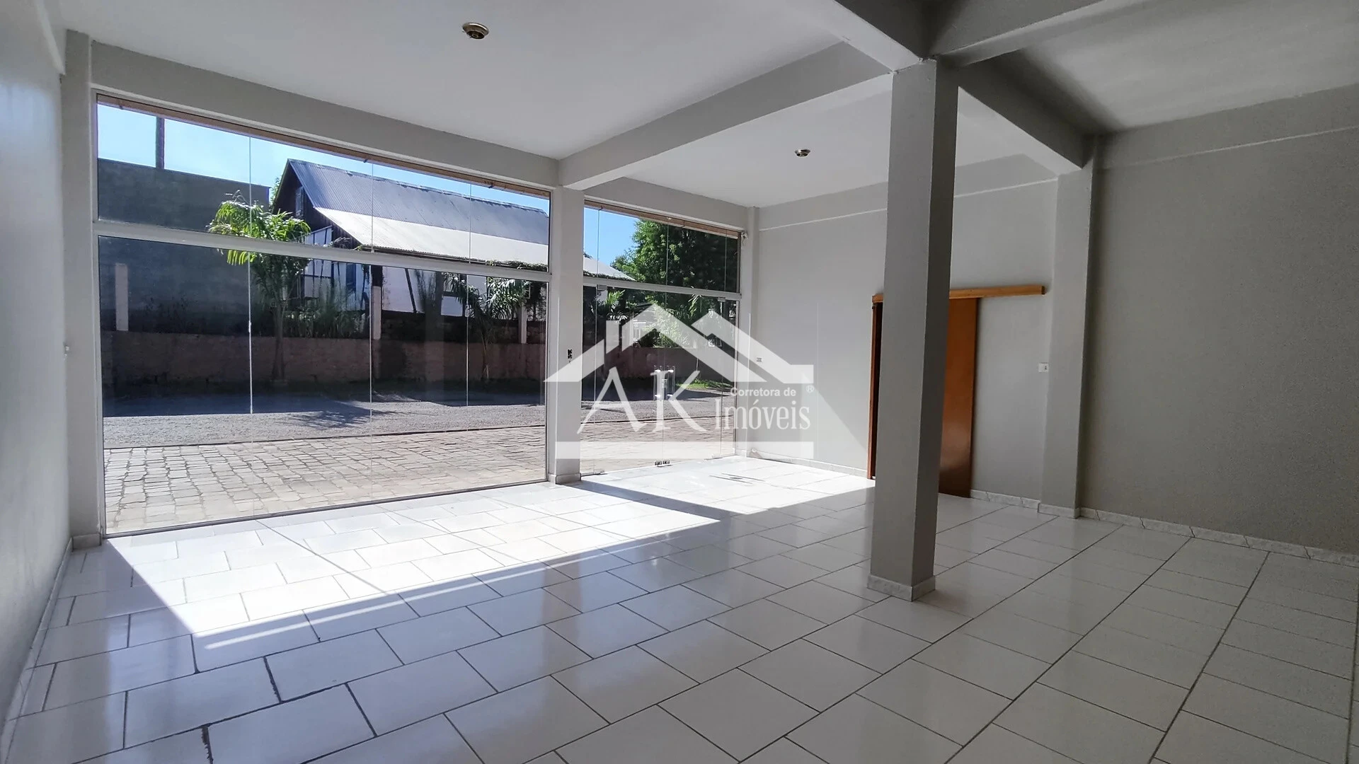 Sala Comercial para Locação no Bairro Joaneta, na cidade de Picada Café - RS