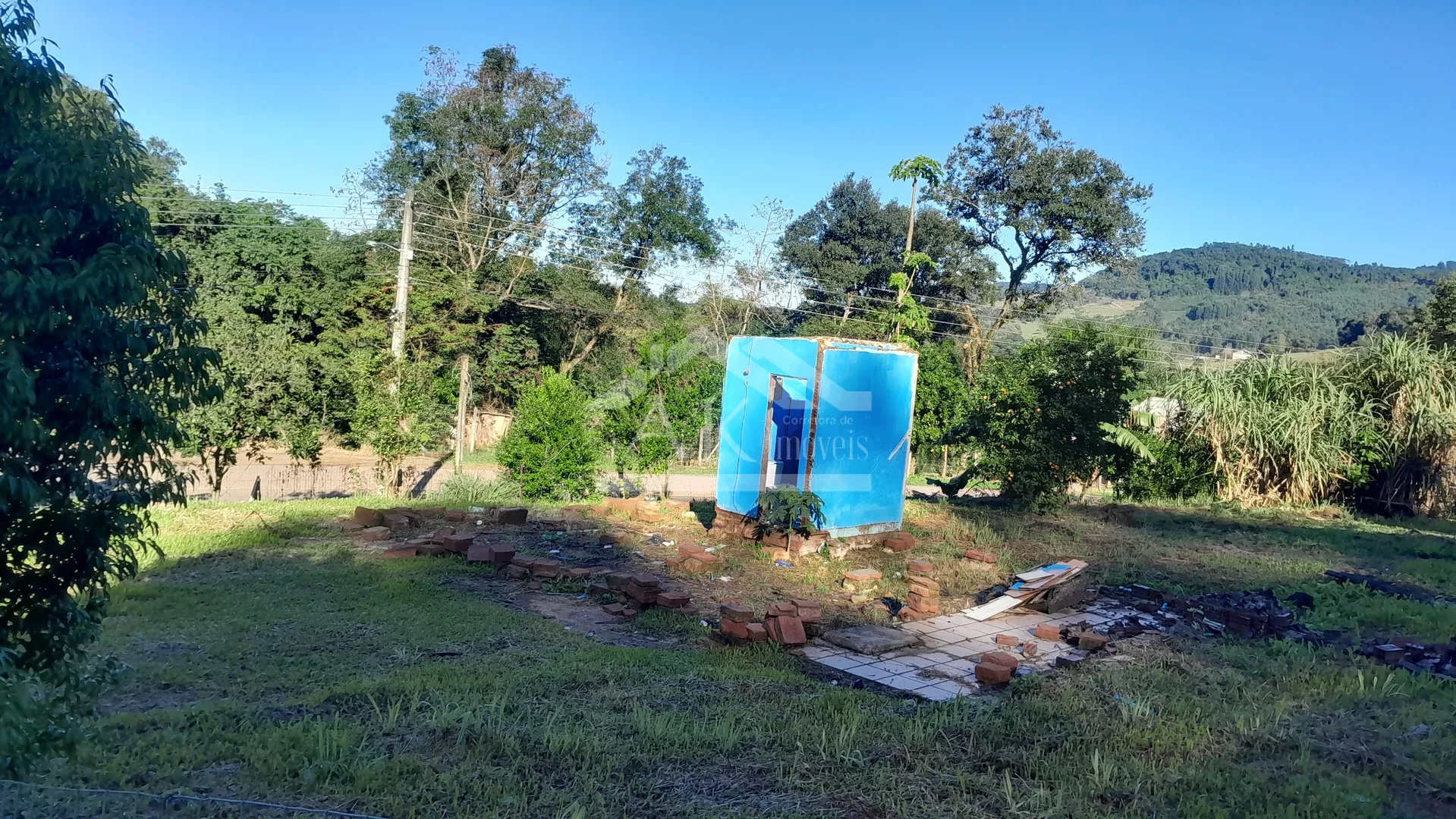 Terreno de esquina à venda na cidade de Picada Café na Serra Gaúcha