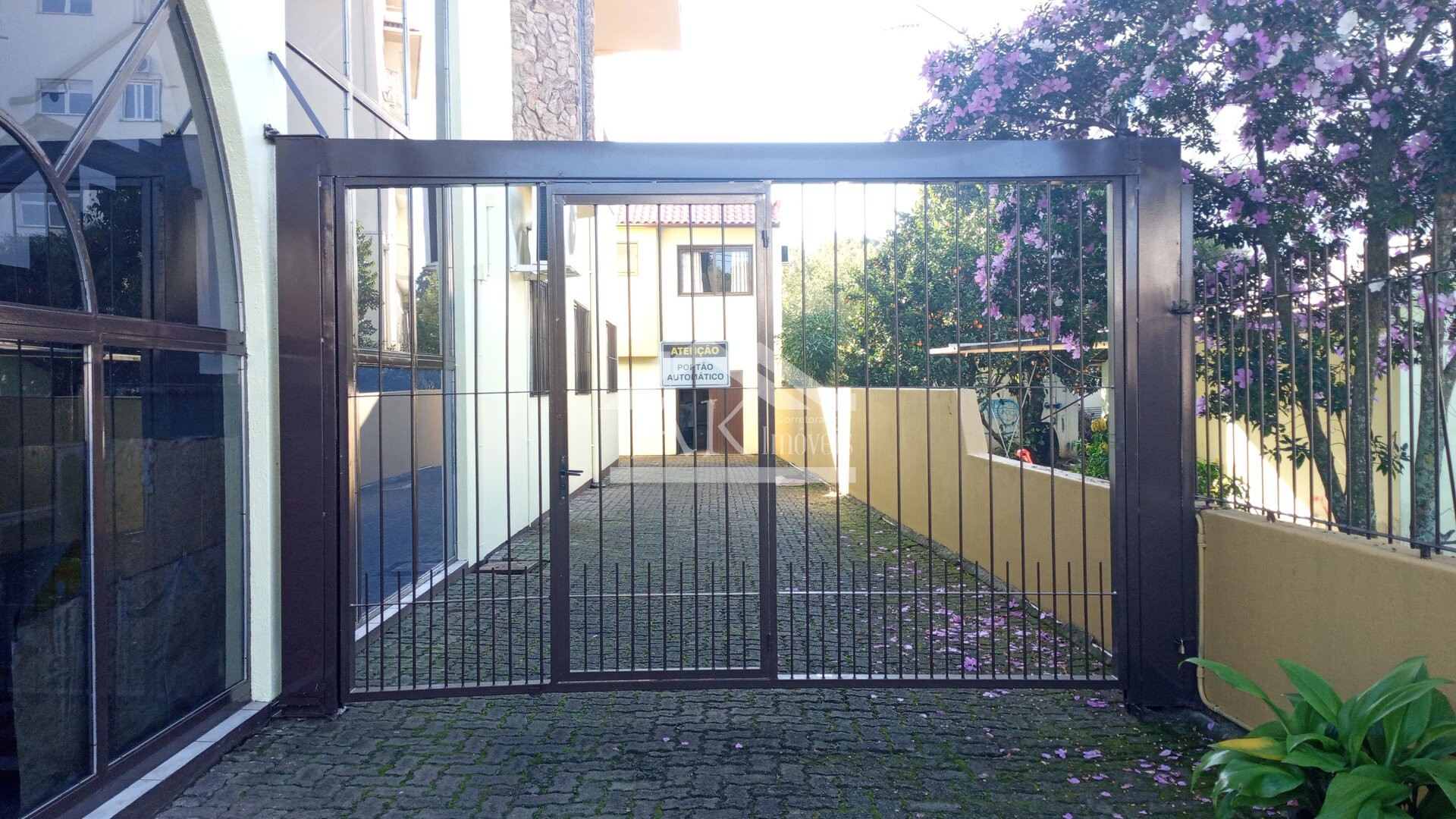 Apartamento com 3 quartos a venda no centro comercial de Picada Café, na Serra Gaúcha