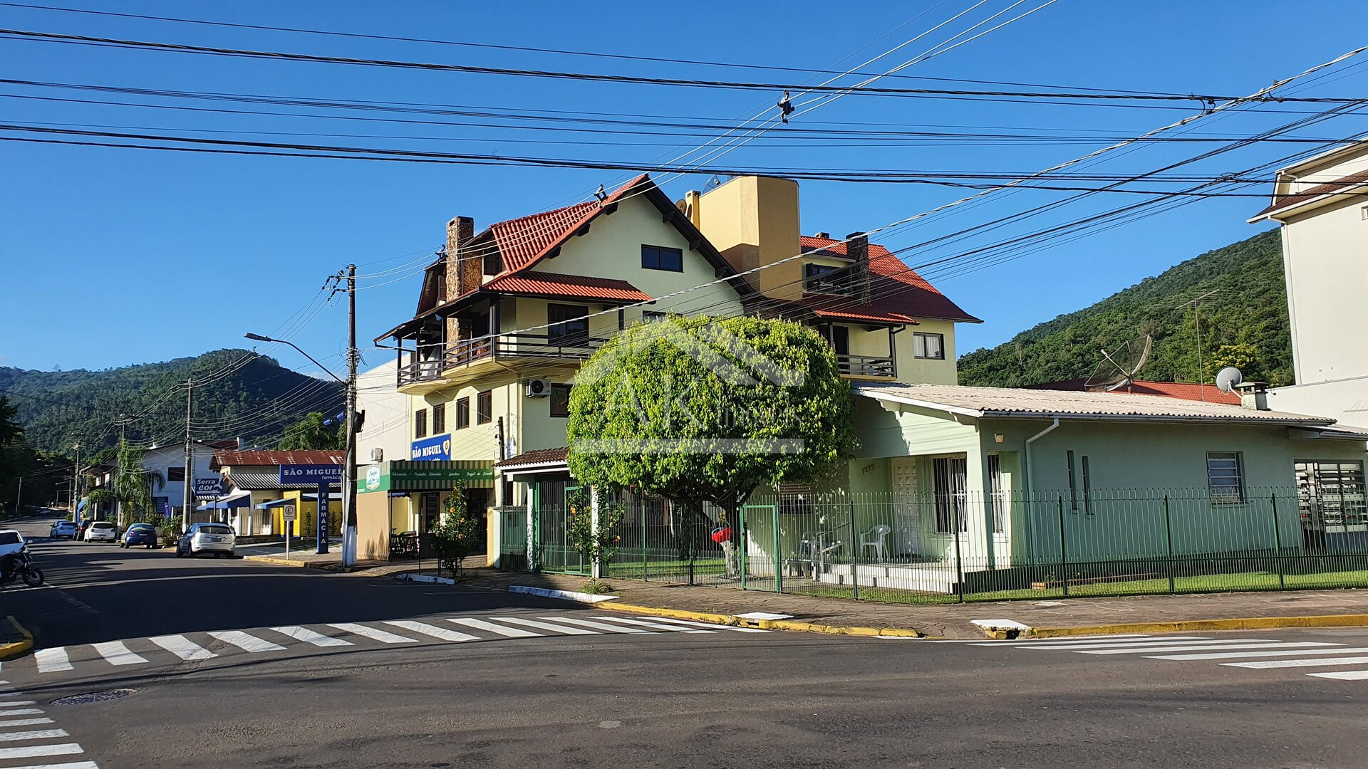 Apartamento com 3 quartos a venda no centro comercial de Picada Café, na Serra Gaúcha