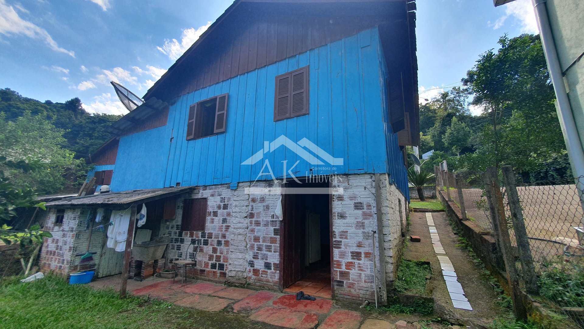 Duas casas com 2 quartos cada, à venda em Picada Café na Serra Gaúcha