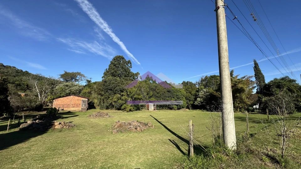 Imagens do imóveis Amplo terreno à venda em Picada Café na Serra Gaúcha