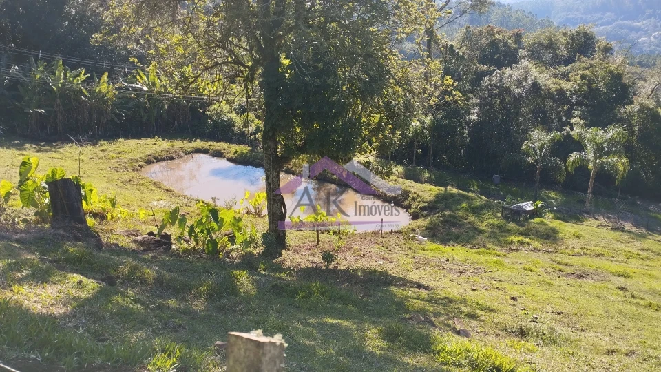 Imagens do imóveis Excelente sítio com casa enxaimel e açude à venda em Picada Café na Serra Gaúcha