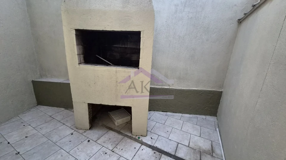 Sobrado com 3 quartos e sacada para locação no Bairro Joaneta, em Picada Café, na Serra Gaúcha