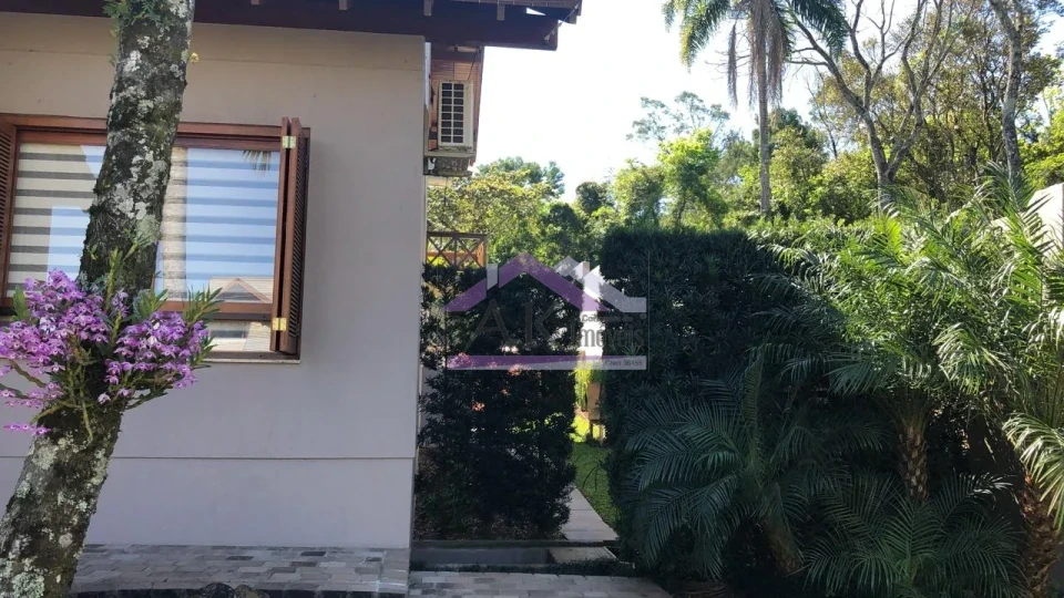 Casa de alto padrão com 2 quartos , 1 suíte e um maravilhoso quiosque à venda no bairro Jardim do Alto  em Ivoti