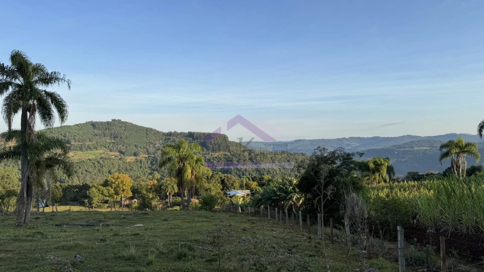 Imagens do imóveis Área de terra com vista panorâmica à venda em Picada Café na Serra Gaúcha