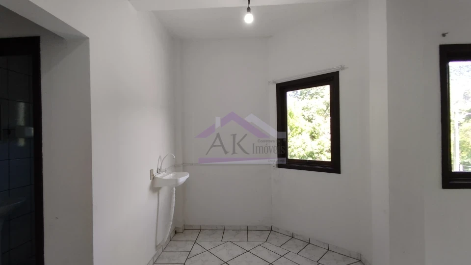 Imagens do imóveis Ampla sala comercial para locação no Centro da cidade de Picada Café