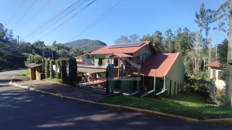 Casa com 3 quartos à venda em Picada Café na Serra Gaúcha