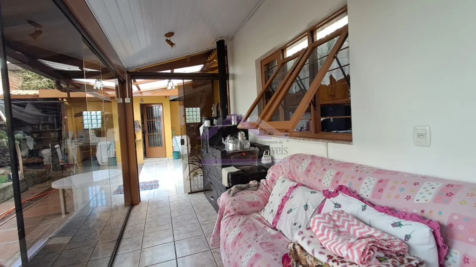 Imagens do imóveis Excelente  casa com 5 quartos e piscina a venda em Ivoti.